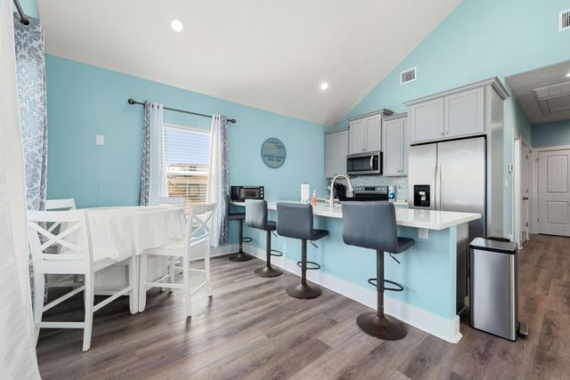 1840 Pompano Lane, Crystal Beach, TX 77650