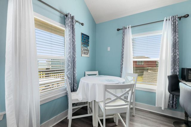 1840 Pompano Lane, Crystal Beach, TX 77650