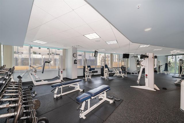 322 E CENTRAL BOULEVARD 1602, Orlando, FL 32801