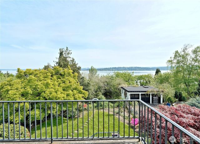 3010 Cascadia Avenue S, Seattle, WA 98144