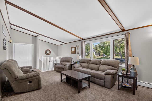 8415 12th STREET, Kenosha, WI 53144
