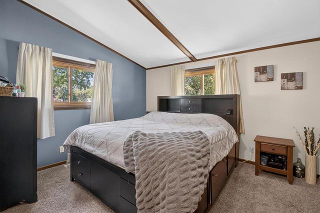 8415 12th STREET, Kenosha, WI 53144