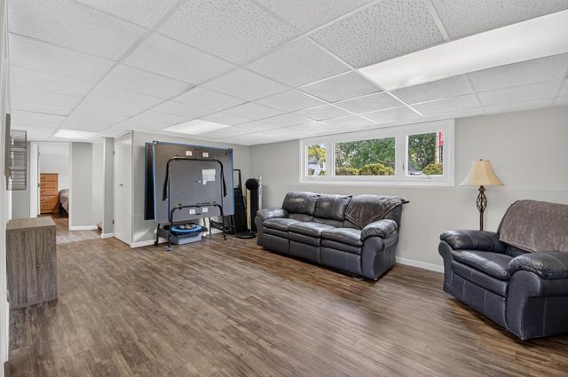 8415 12th STREET, Kenosha, WI 53144