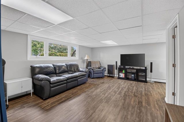 8415 12th STREET, Kenosha, WI 53144