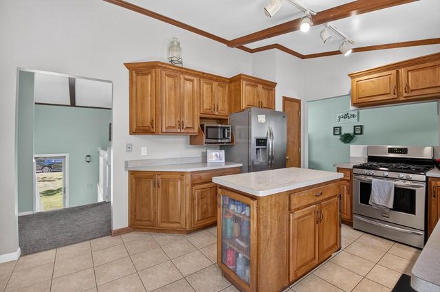 8415 12th STREET, Kenosha, WI 53144