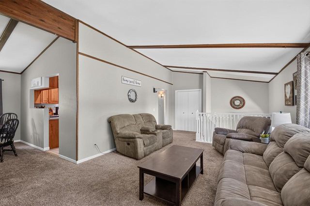 8415 12th STREET, Kenosha, WI 53144