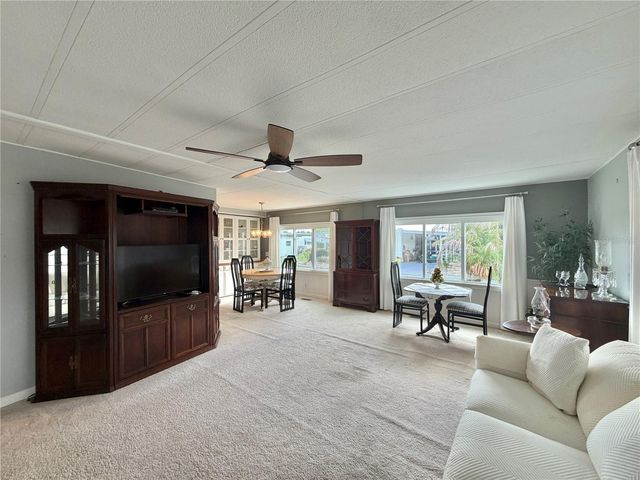 101 TAMARISK WAY, Leesburg, FL 34748