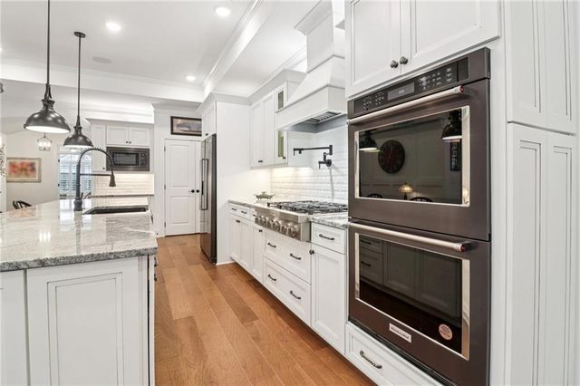 5047 Dillingham NW Drive, Acworth, GA 30101