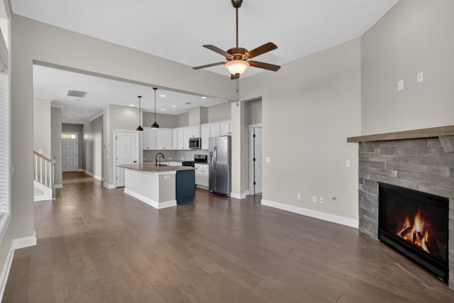 412 Abington Dr, Hendersonville, TN 37075
