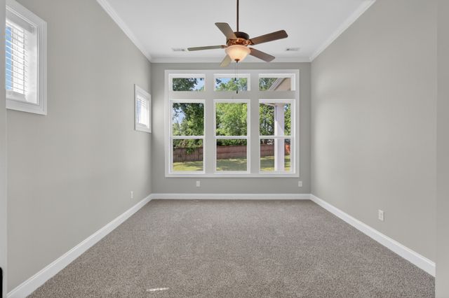 412 Abington Dr, Hendersonville, TN 37075