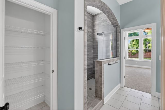 412 Abington Dr, Hendersonville, TN 37075