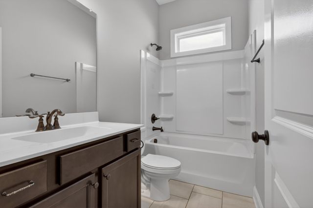 412 Abington Dr, Hendersonville, TN 37075