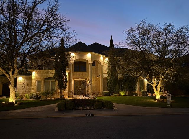 1914 Aberdeen Avenue, Lubbock, TX 79407
