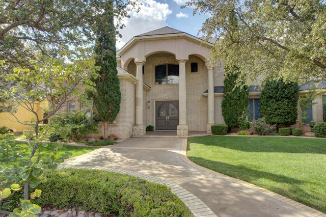 1914 Aberdeen Avenue, Lubbock, TX 79407