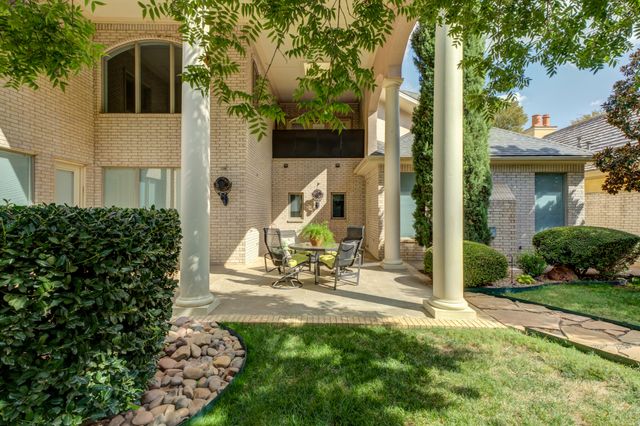 1914 Aberdeen Avenue, Lubbock, TX 79407