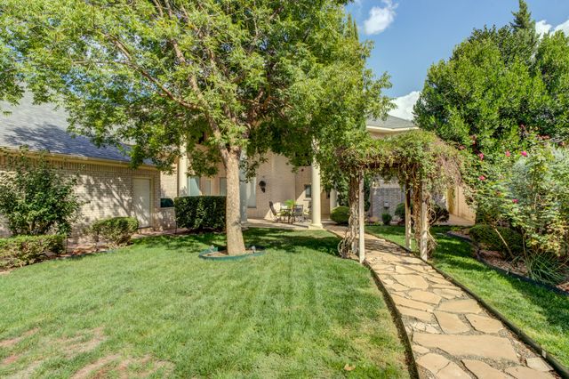 1914 Aberdeen Avenue, Lubbock, TX 79407