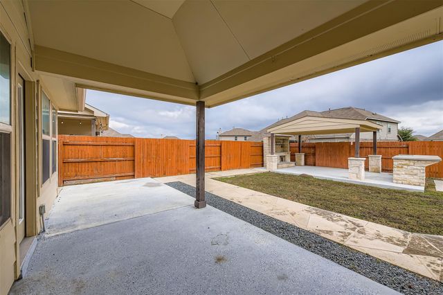 370 Vista Gardens DR, Buda, TX 78610