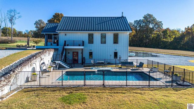 2080 Gholson Road, West Paducah, KY 42086