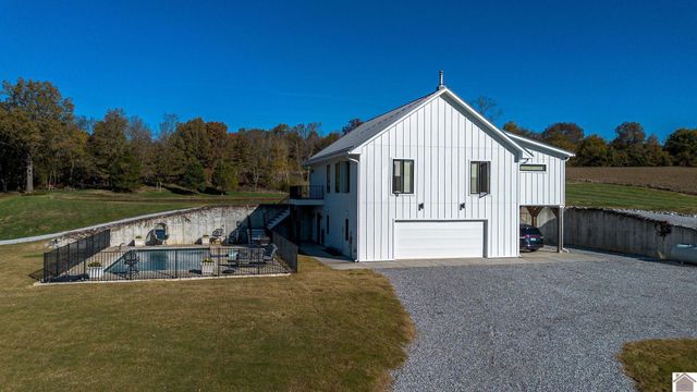 2080 Gholson Road, West Paducah, KY 42086