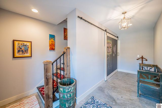 2080 Gholson Road, West Paducah, KY 42086