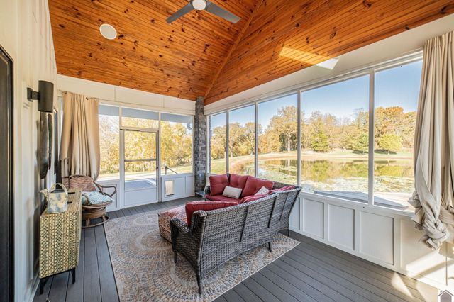 2080 Gholson Road, West Paducah, KY 42086