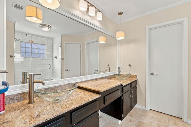 7700 Banpass LN, Austin, TX 78736