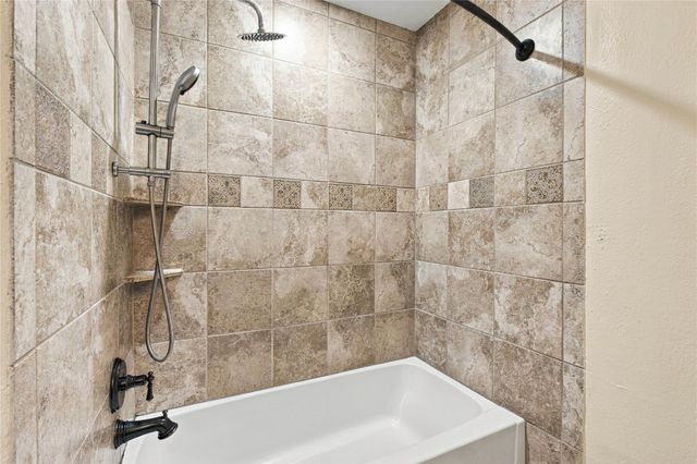 7700 Banpass LN, Austin, TX 78736