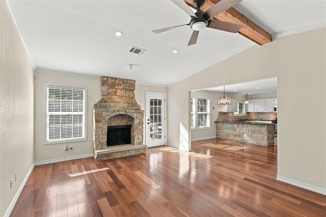 7700 Banpass LN, Austin, TX 78736