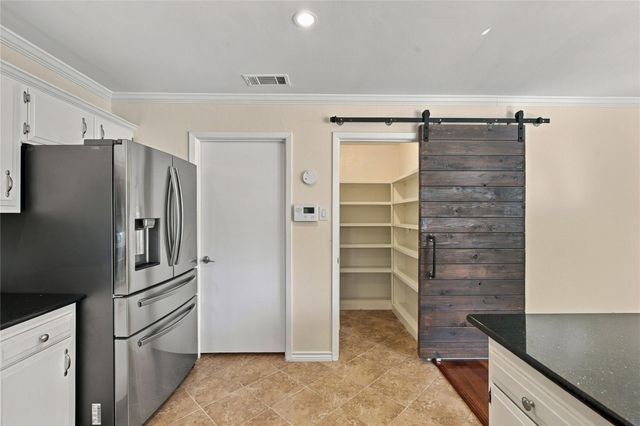 7700 Banpass LN, Austin, TX 78736