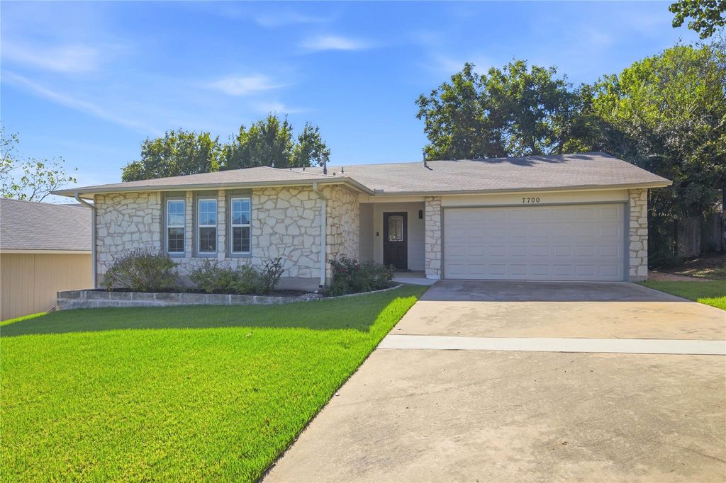 7700 Banpass LN, Austin, TX 78736