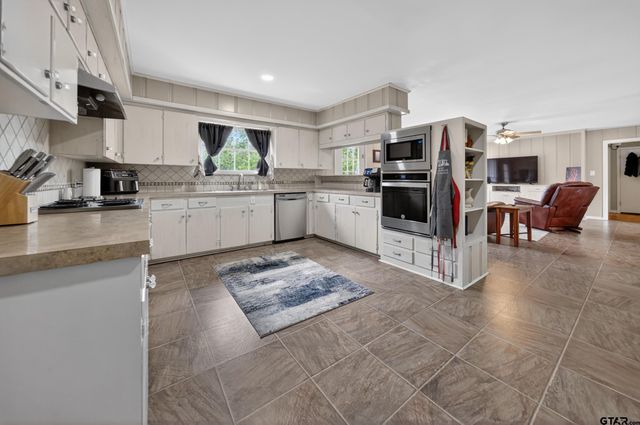 720 Wilma, Tyler, TX 75701
