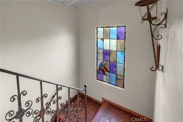 3767 Monteith Drive, Los Angeles, CA 90043