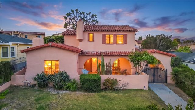 3767 Monteith Drive, Los Angeles, CA 90043