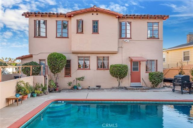 3767 Monteith Drive, Los Angeles, CA 90043