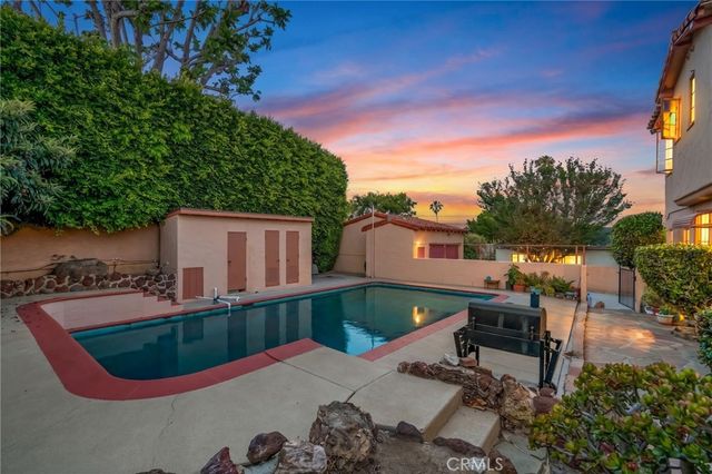 3767 Monteith Drive, Los Angeles, CA 90043