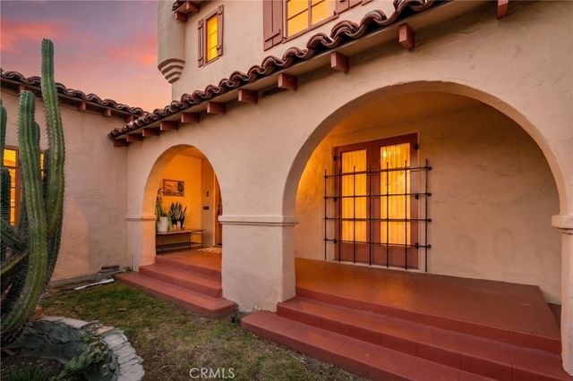3767 Monteith Drive, Los Angeles, CA 90043
