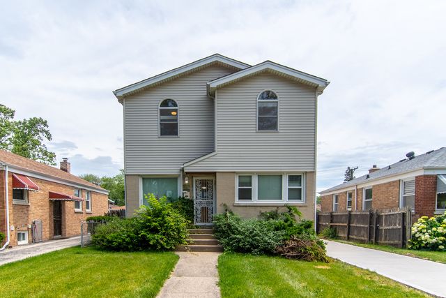 301 Bohland Avenue, Bellwood, IL 60104