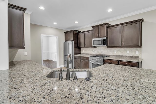 8381 Georgetown Bay Drive, Ooltewah, TN 37363