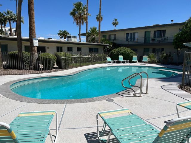 6805 E 2nd Street 11, Scottsdale, AZ 85251