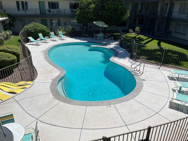 6805 E 2nd Street 11, Scottsdale, AZ 85251