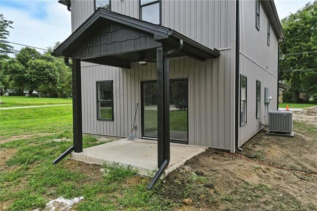 623 S Whitmer Street, Richmond, MO 64085