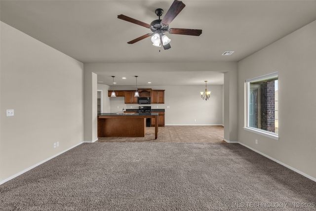 11107 N 145th East Place, Owasso, OK 74055