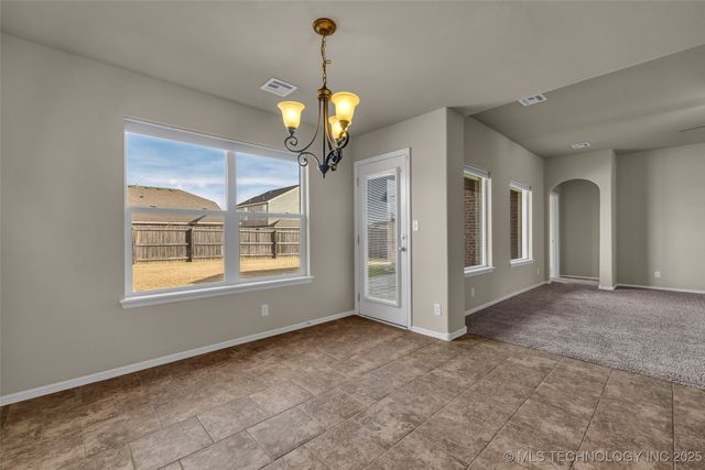 11107 N 145th East Place, Owasso, OK 74055