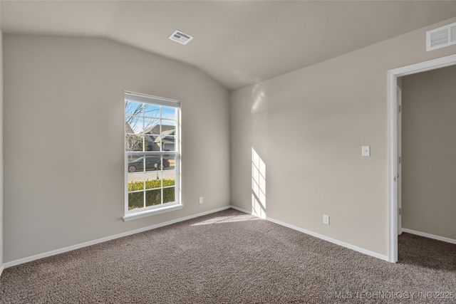 11107 N 145th East Place, Owasso, OK 74055