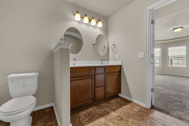 11107 N 145th East Place, Owasso, OK 74055