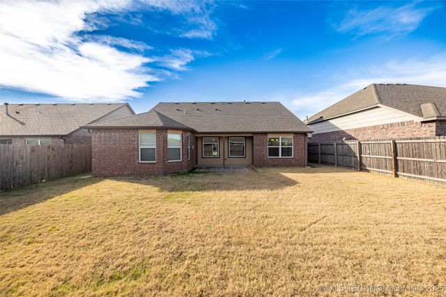 11107 N 145th East Place, Owasso, OK 74055