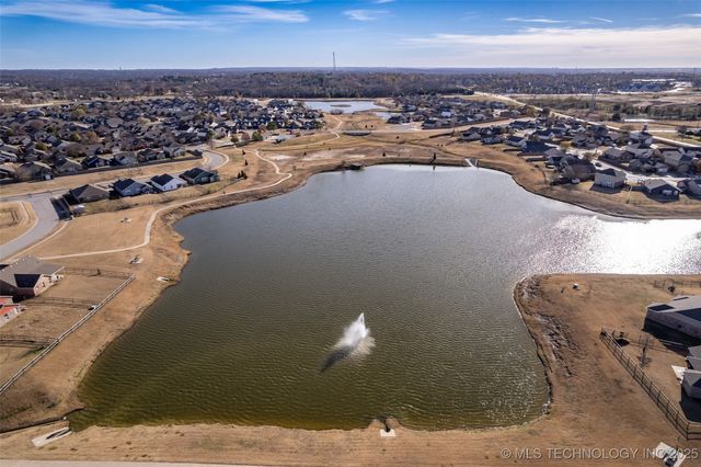 11107 N 145th East Place, Owasso, OK 74055