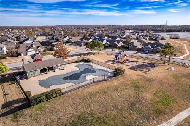 11107 N 145th East Place, Owasso, OK 74055