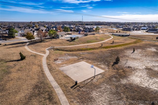 11107 N 145th East Place, Owasso, OK 74055