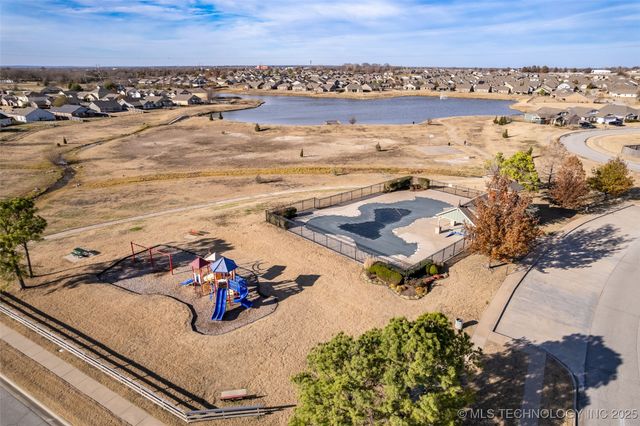 11107 N 145th East Place, Owasso, OK 74055